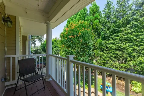 5 Rosebud Lane Babylon NY 11702