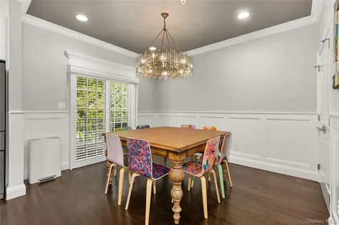 5 Rosebud Lane Babylon NY 11702