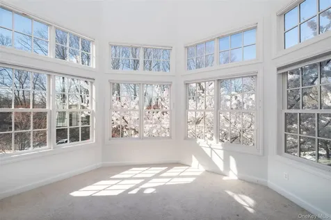 31 1st Street Pelham NY 10803