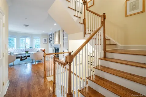 31 1st Street Pelham NY 10803