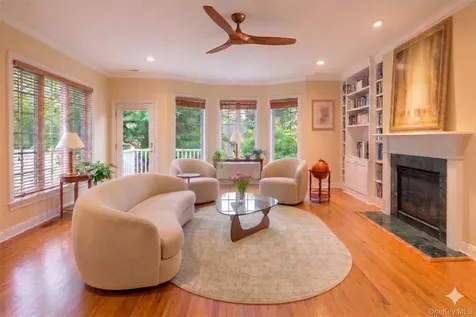 31 1st Street Pelham NY 10803