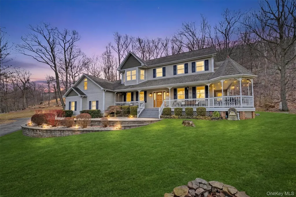 3 Nova Drive Cornwall NY 12518