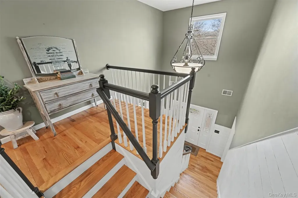 3 Nova Drive Cornwall NY 12518