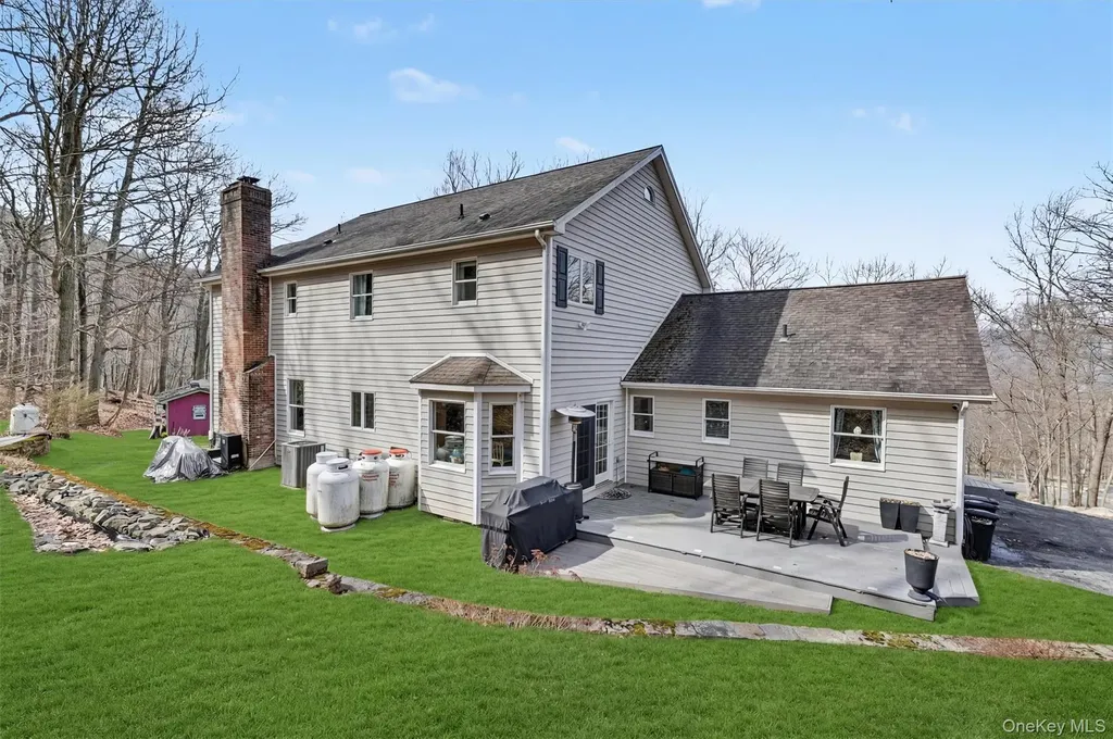3 Nova Drive Cornwall NY 12518