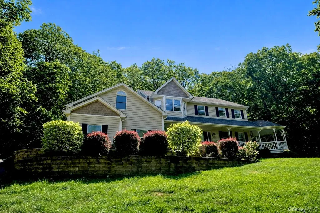 3 Nova Drive Cornwall NY 12518