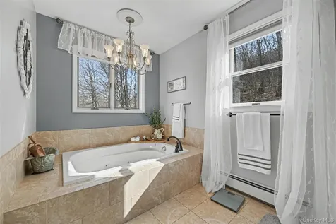 3 Nova Drive Cornwall NY 12518