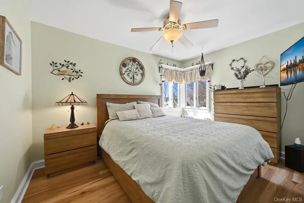 628 Peter Paul Drive West Islip NY 11795