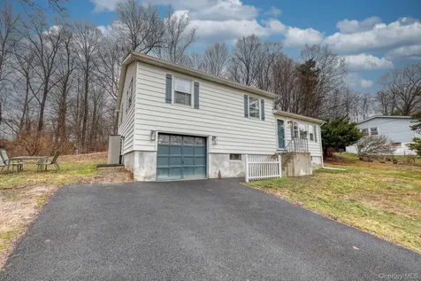 152 Sunrise Hill Road Fishkill NY 12524