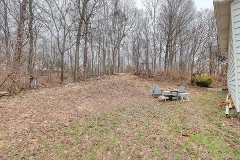 152 Sunrise Hill Road Fishkill NY 12524