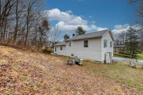 152 Sunrise Hill Road Fishkill NY 12524