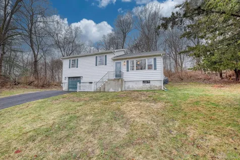 152 Sunrise Hill Road Fishkill NY 12524