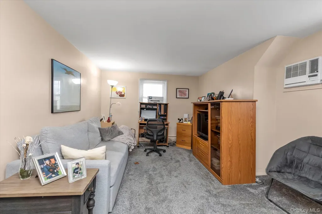 87 Powell Avenue Merrick NY 11566