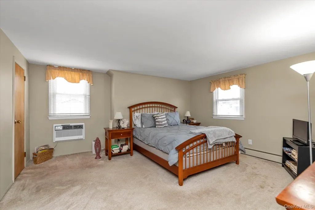 87 Powell Avenue Merrick NY 11566