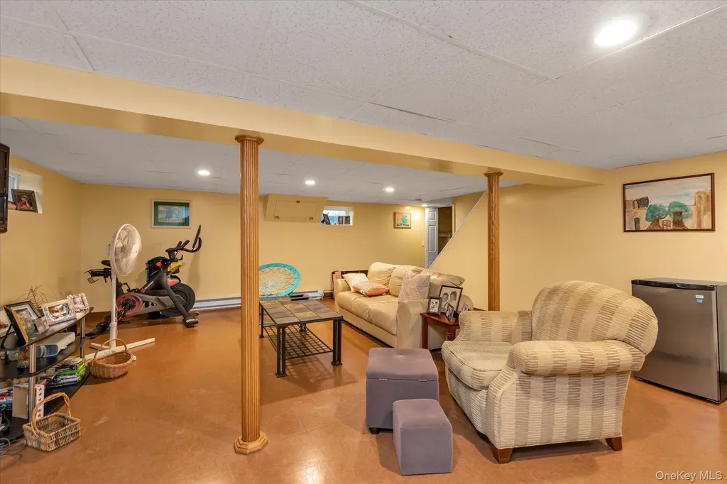 87 Powell Avenue Merrick NY 11566