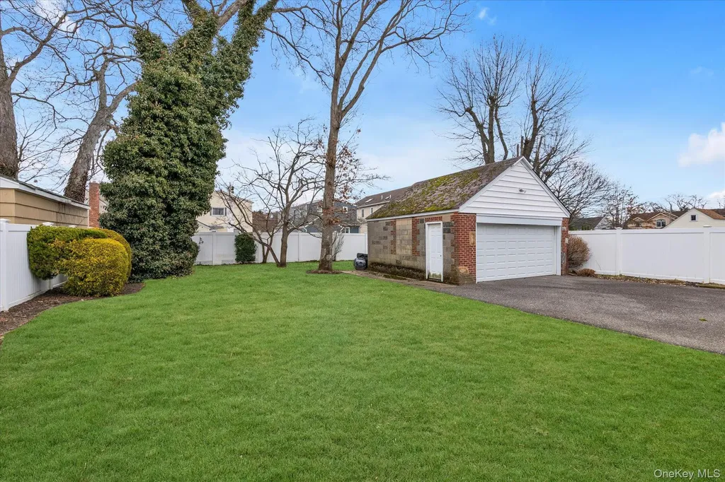 87 Powell Avenue Merrick NY 11566