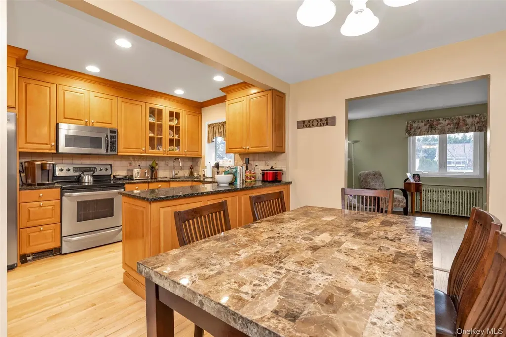 87 Powell Avenue Merrick NY 11566