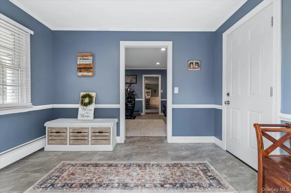 32 Branch Drive Smithtown NY 11787