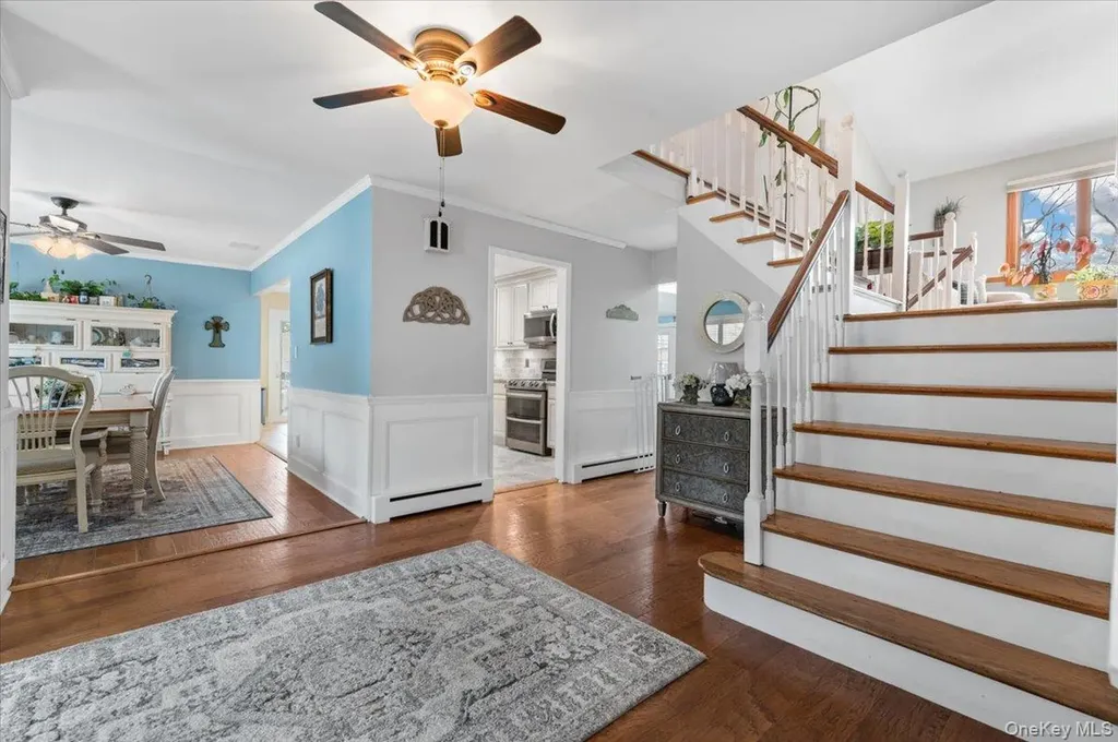 32 Branch Drive Smithtown NY 11787