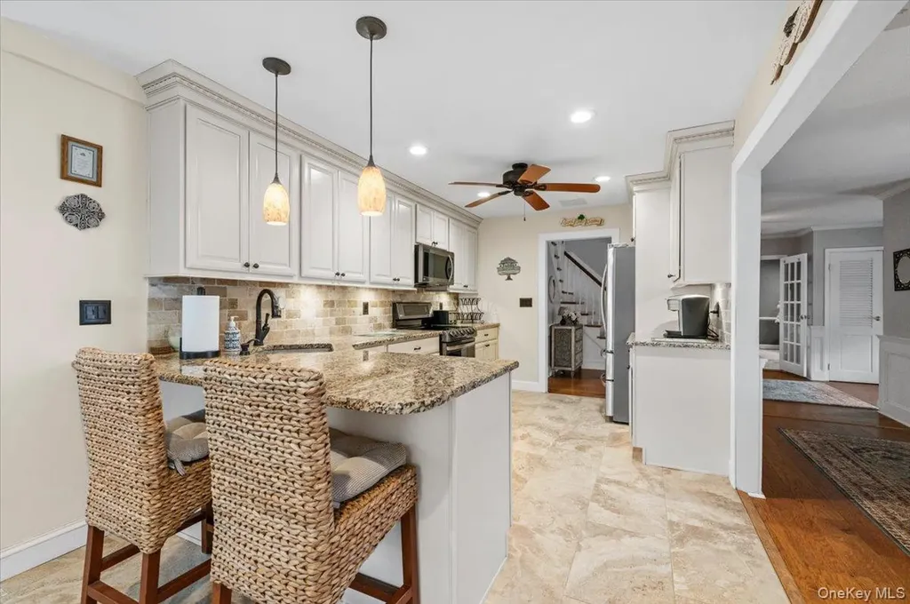 32 Branch Drive Smithtown NY 11787