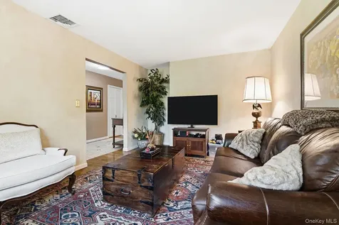 3 Dupont Avenue White Plains NY 10605