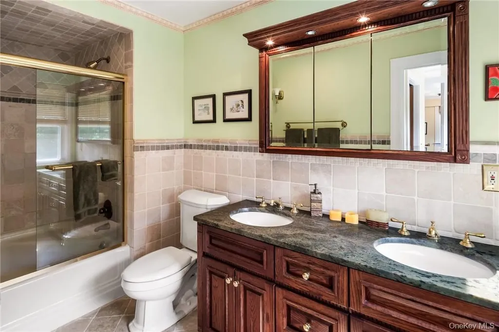 220 Croton Avenue Mount Kisco NY 10549
