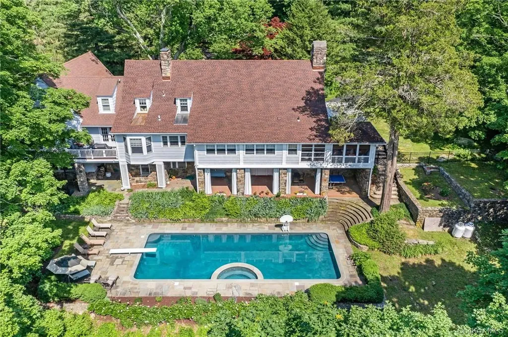 220 Croton Avenue Mount Kisco NY 10549