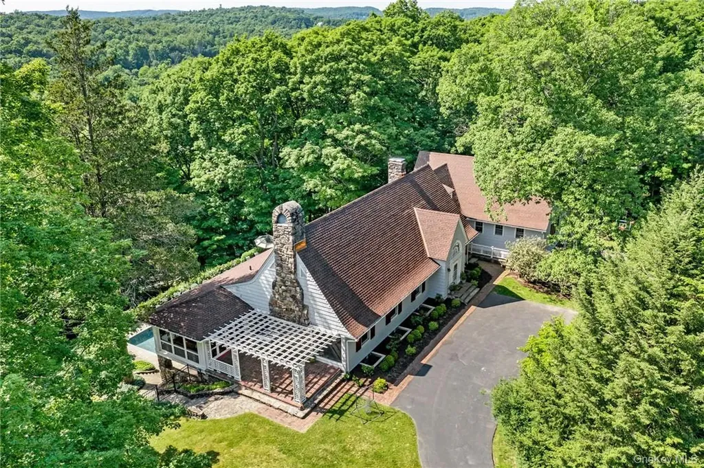 220 Croton Avenue Mount Kisco NY 10549