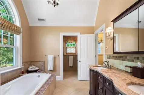 220 Croton Avenue Mount Kisco NY 10549