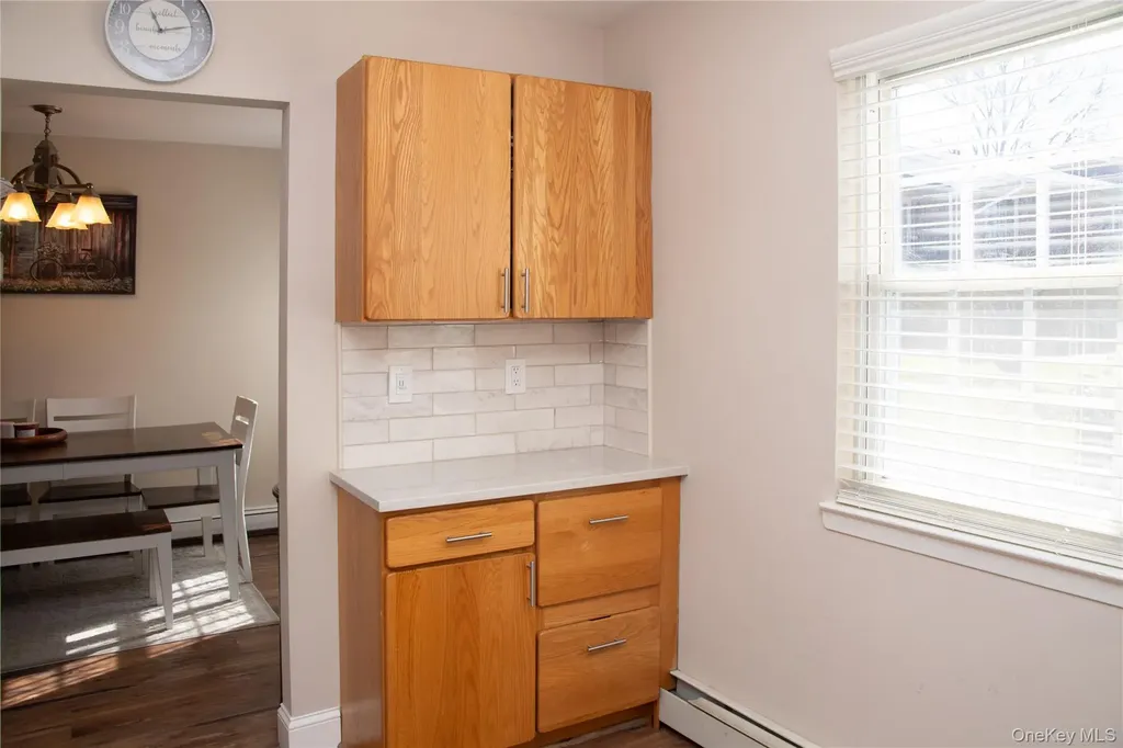 18 Springwood Drive North Babylon NY 11703