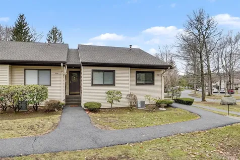 129 Columbia Court Yorktown Heights NY 10598