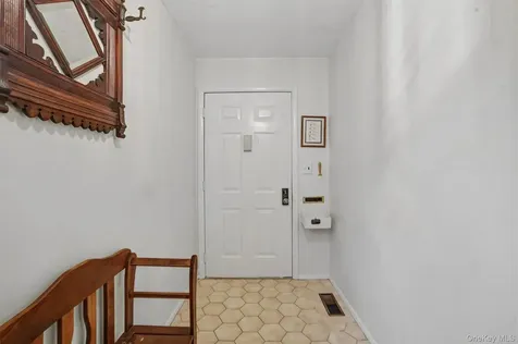 129 Columbia Court Yorktown Heights NY 10598