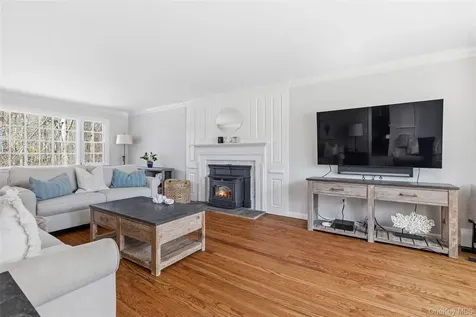 19 Deer Run Road South Salem NY 10590