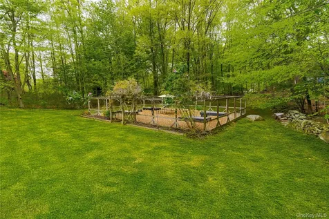 19 Deer Run Road South Salem NY 10590