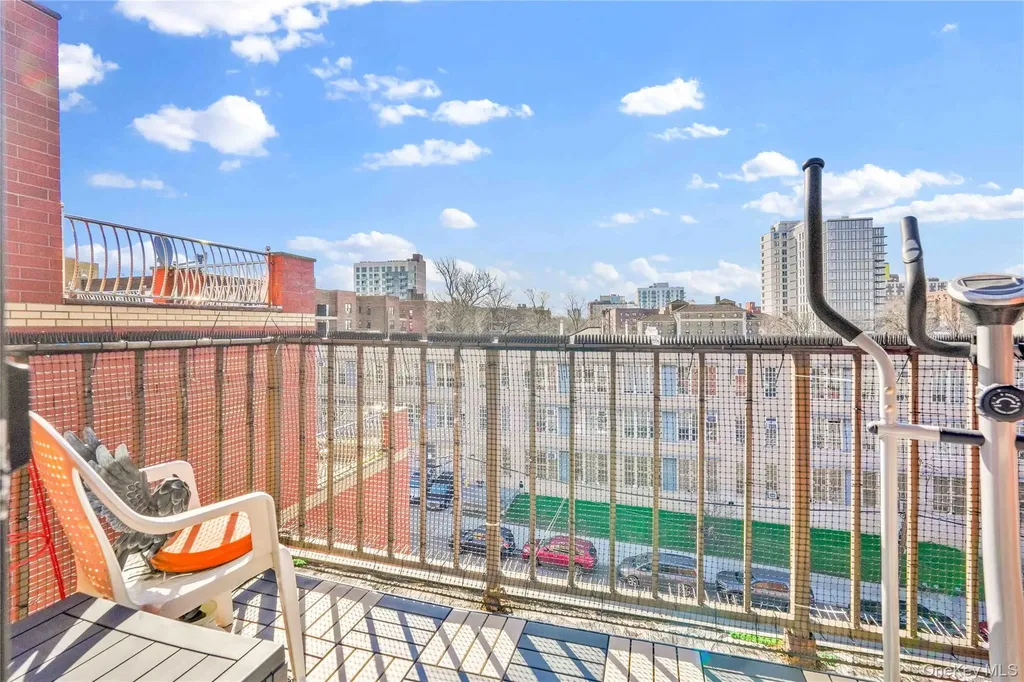 139-35 35th Avenue Flushing NY 11354