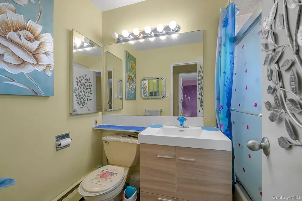 68-04 150th Street Flushing NY 11367