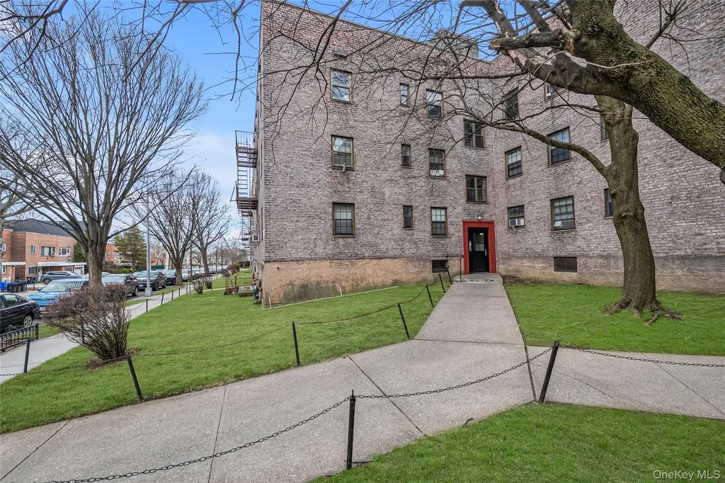 144-22 78th Avenue Flushing NY 11367