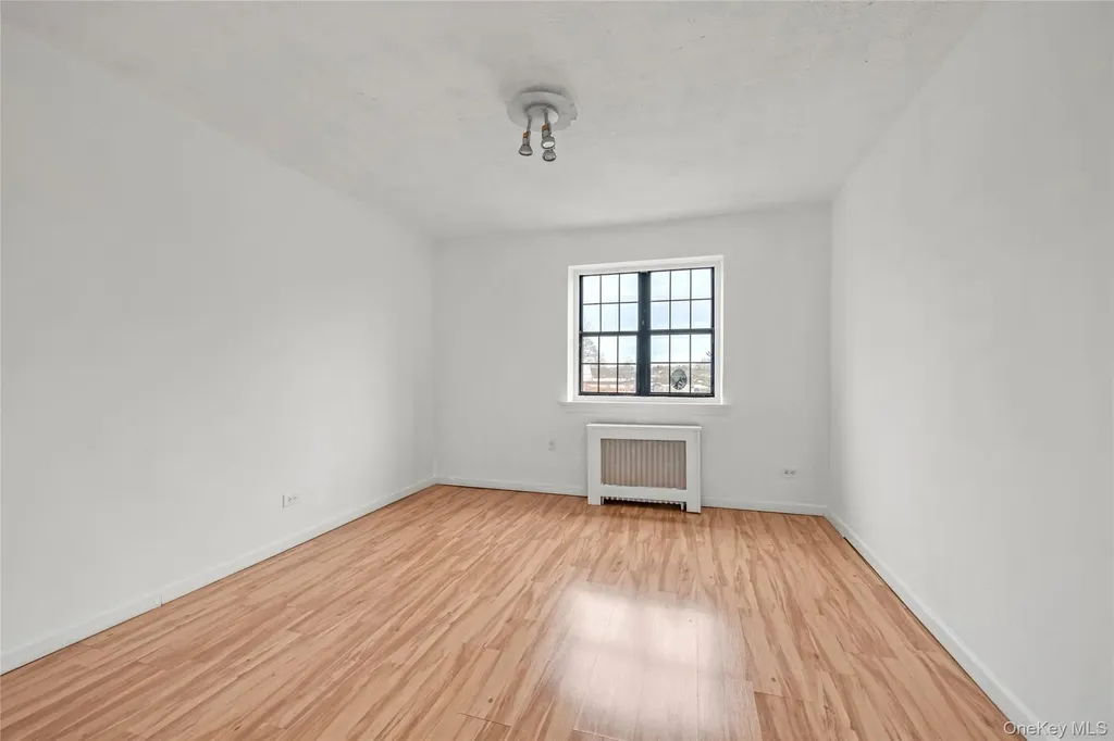 144-22 78th Avenue Flushing NY 11367