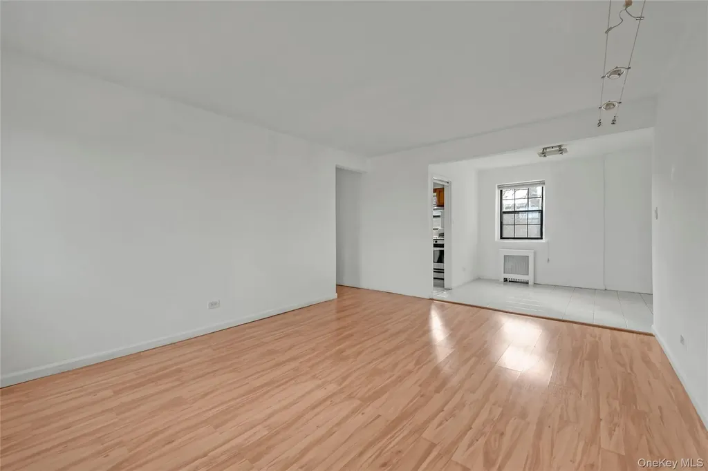 144-22 78th Avenue Flushing NY 11367