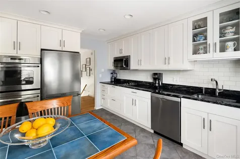 12 Westview Drive Katonah NY 10536