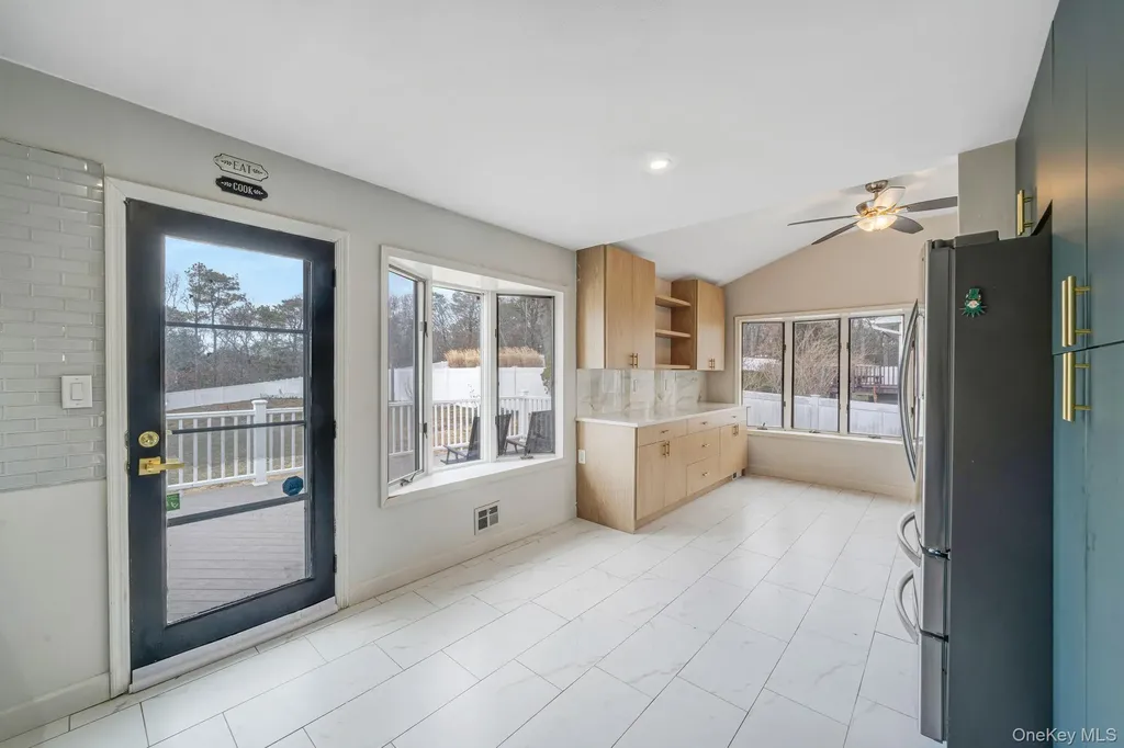 73 Parnell Drive Smithtown NY 11787