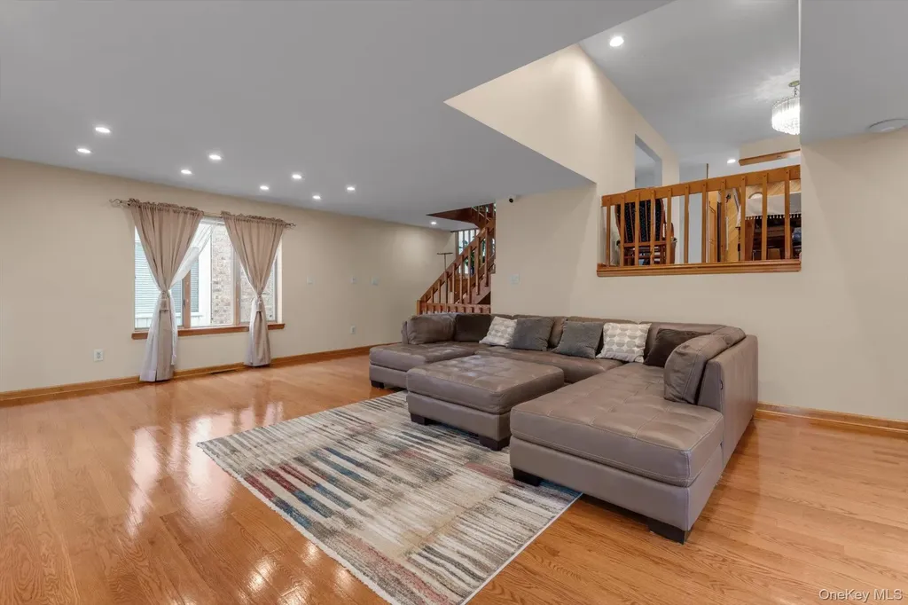 217-63 Corbett Road Bayside NY 11361