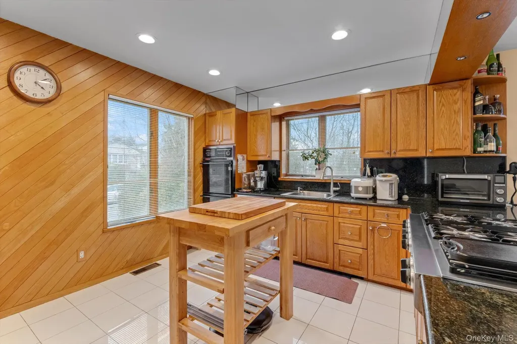 217-63 Corbett Road Bayside NY 11361