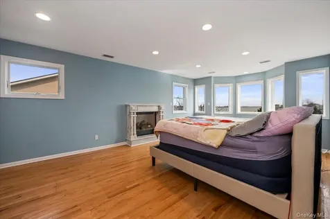 1137 Northern Boulevard Baldwin Harbor NY 11510