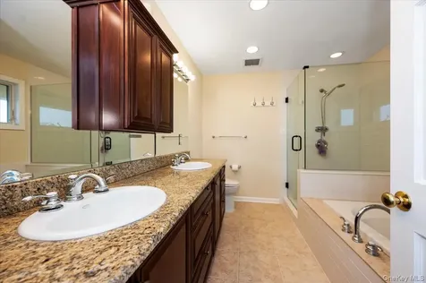 1137 Northern Boulevard Baldwin Harbor NY 11510