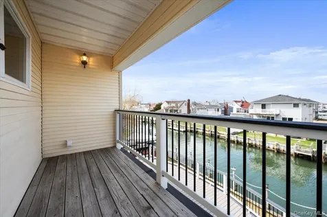 1137 Northern Boulevard Baldwin Harbor NY 11510
