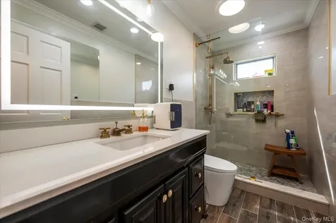 1137 Northern Boulevard Baldwin Harbor NY 11510