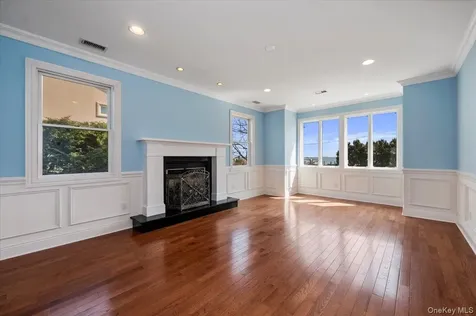 1137 Northern Boulevard Baldwin Harbor NY 11510