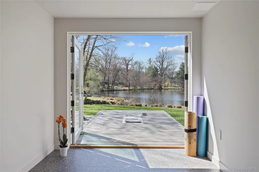 51 Whitetail Road Irvington NY 10533