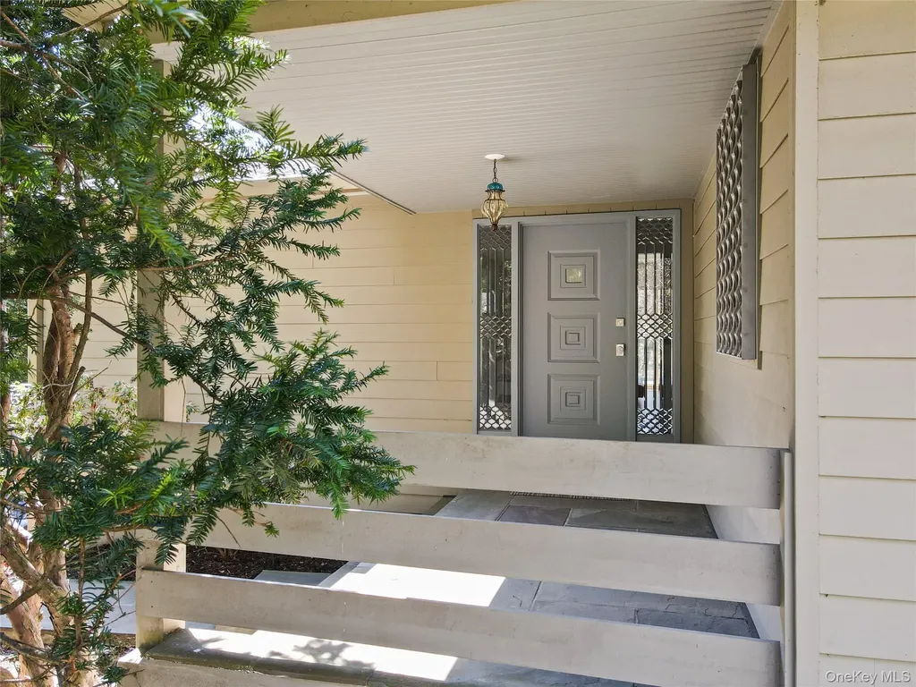 51 Whitetail Road Irvington NY 10533
