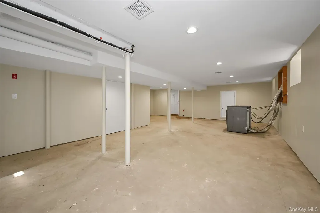 208-04 35th Avenue Bayside NY 11361